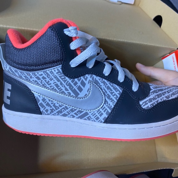 COPY - Jordan Mids - Picture 4 of 10